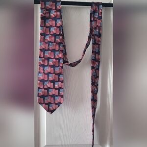 Patriotic Flag Patterned Tie